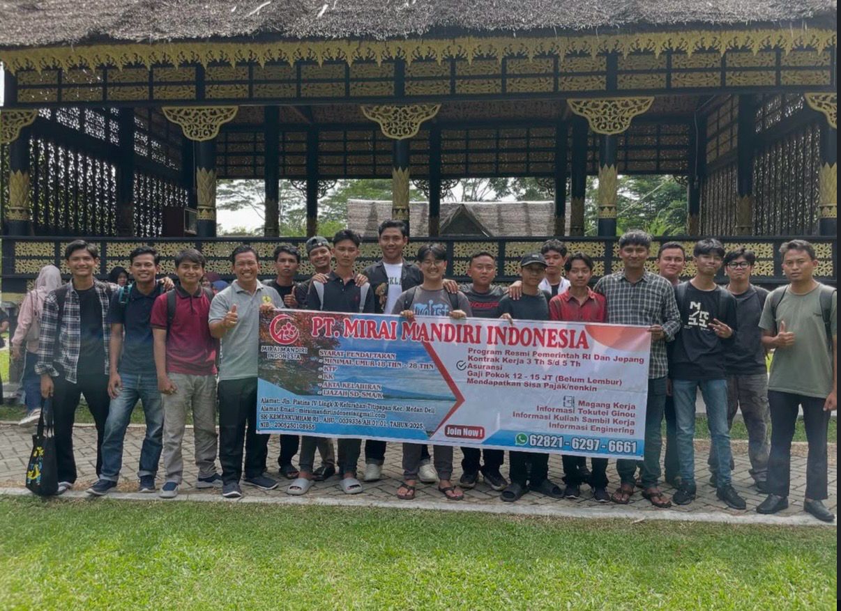 Siswa saat akan berangkat
