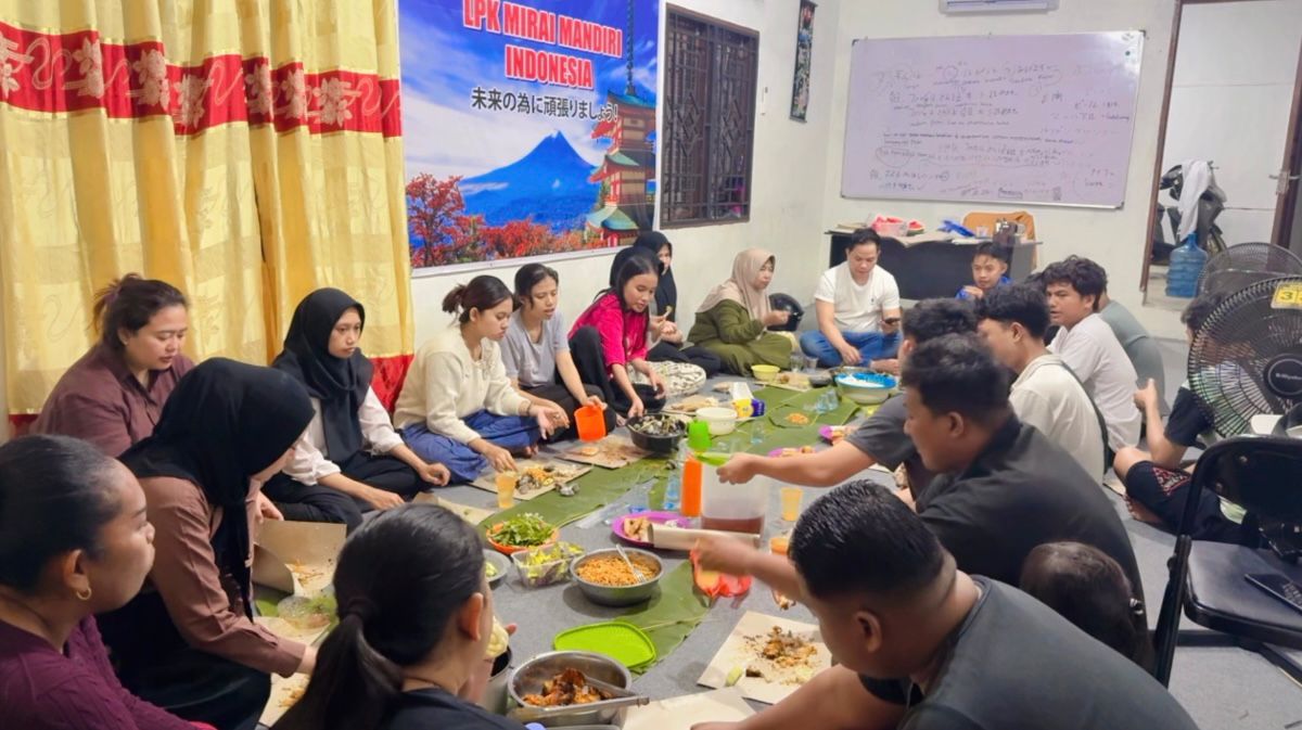 Kerja tim dalam kelompok